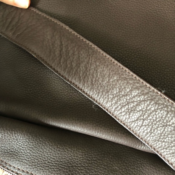 CERRUTI 1881 Made in Italy Leather Messenger Bag - Picture 7 of 15